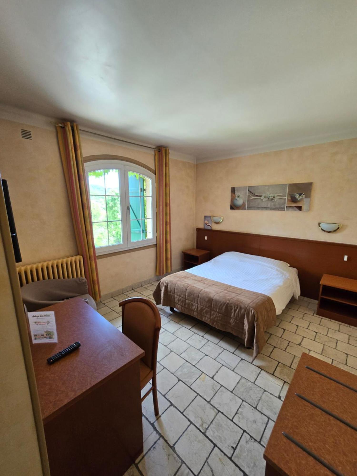 Auberge Les Aromes Grasse Ngoại thất bức ảnh