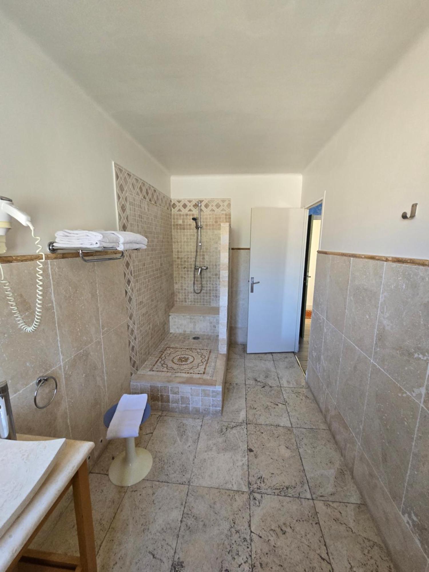 Auberge Les Aromes Grasse Ngoại thất bức ảnh